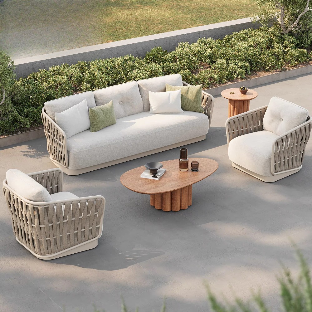 Rattan Lounge Set - ชุดโซฟาสวนดีไซน์หรูหรา โครงโลหะ พร้อมเชือกถัก ทนทานต่อสภาพอากาศกลางแจ้ง