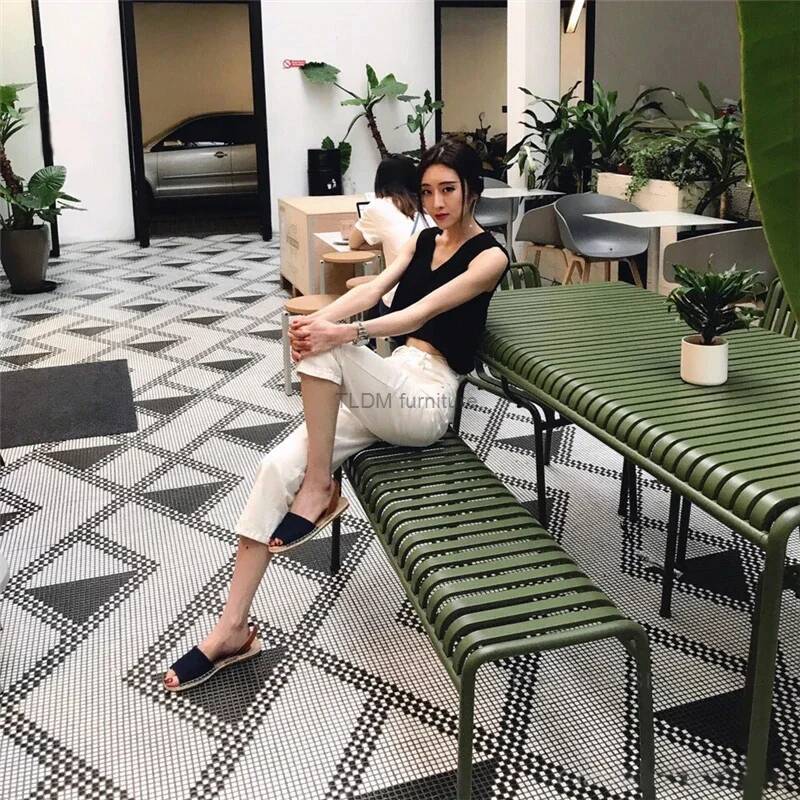 ชุดโต๊ะและเก้าอี้กลางแจ้งสไตล์ - Outdoor Furniture Green บทวิจารณ์และราคา